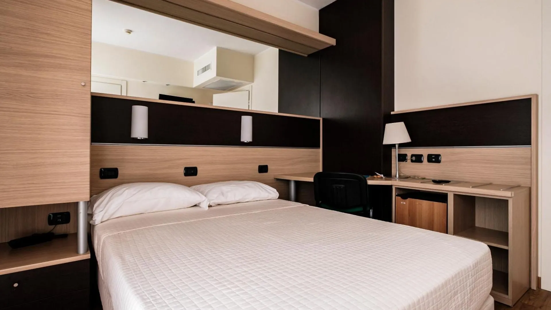 Augustus Hotel Riccione 4*,  Italie